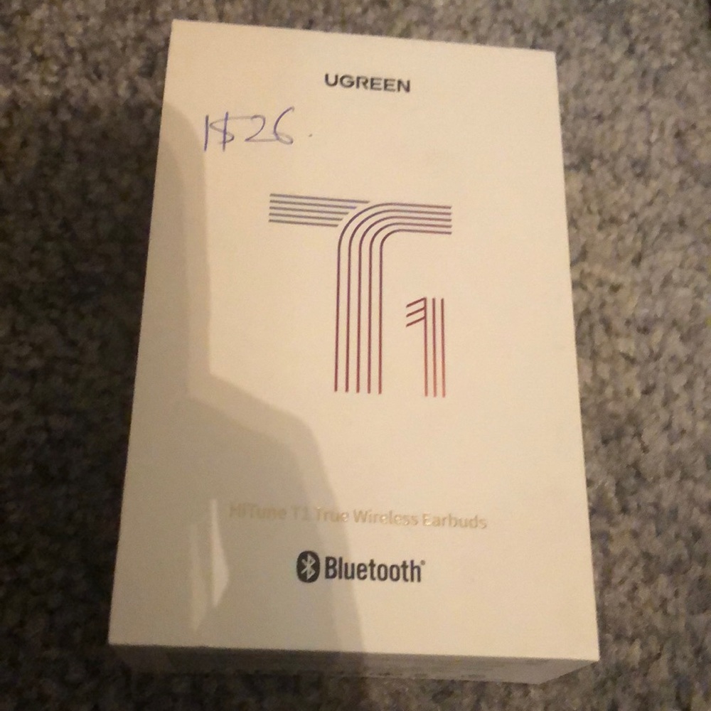 Wireless earbuds